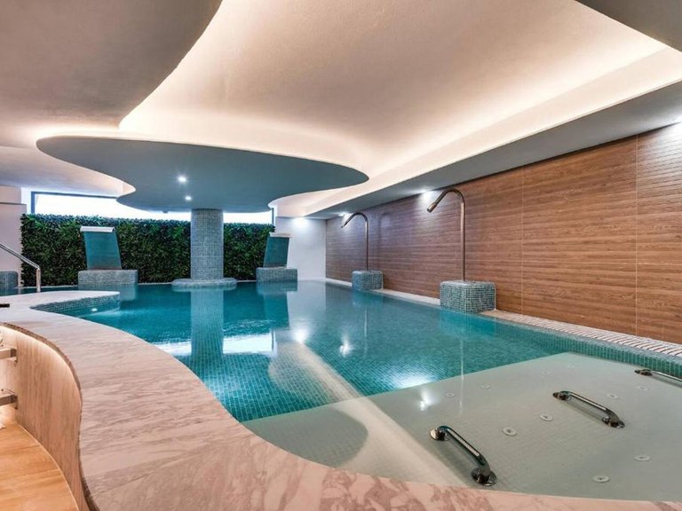 Apartment for Sale in Calanova Golf, Malaga 4