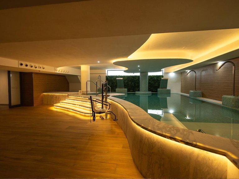 Apartment for Sale in Calanova Golf, Malaga 6