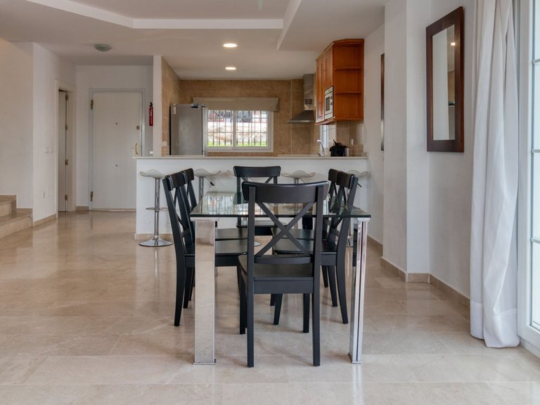 Villa for Sale in Lauro Golf, Malaga 11
