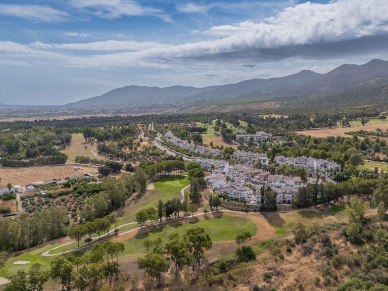 Villa for Sale in Lauro Golf, Malaga 33