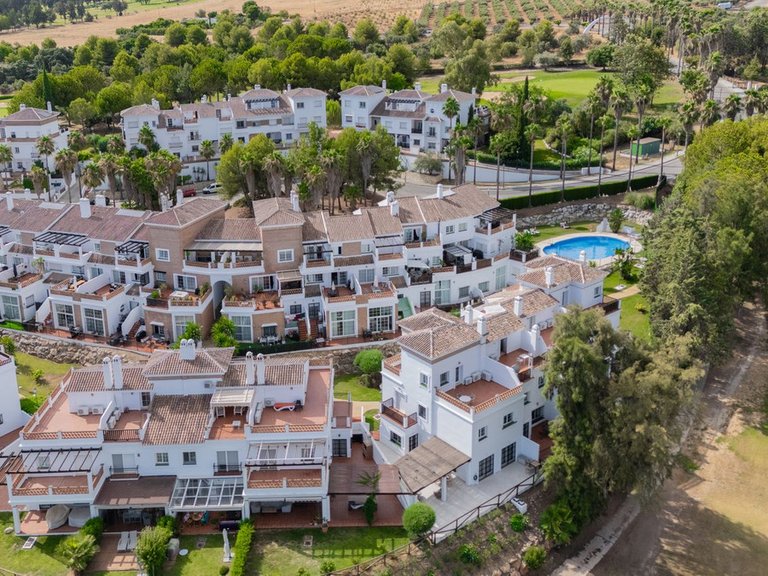 Villa for Sale in Lauro Golf, Malaga 34