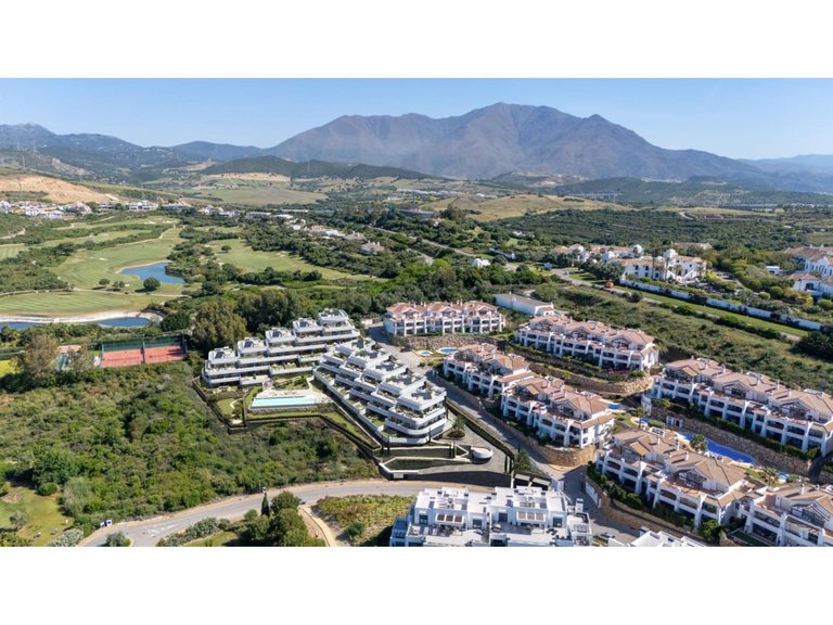 Apartment for Sale in Casares, Malaga 16