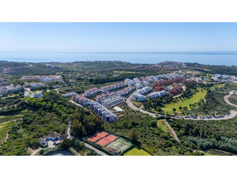 Apartment for Sale in Casares, Malaga 18
