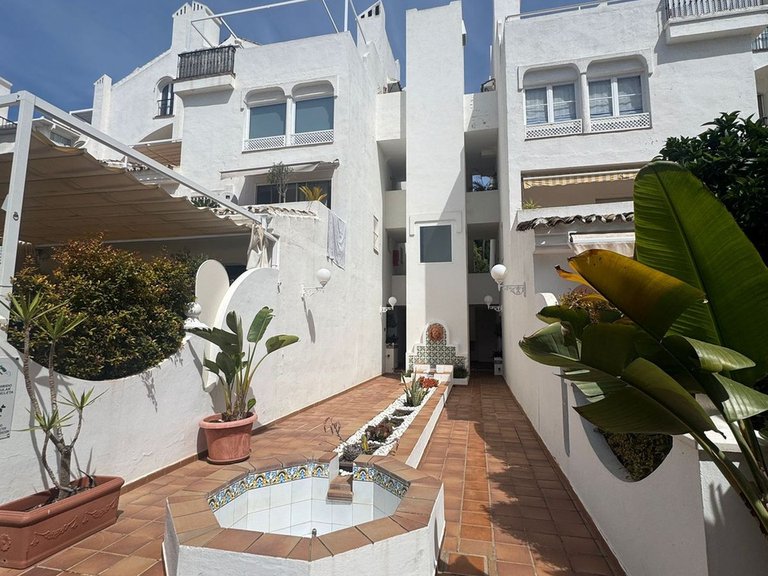 Penthouse for Sale in Marbella, Malaga 1