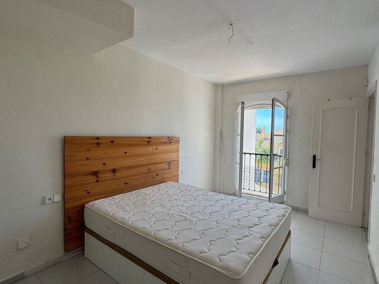 Penthouse for Sale in Marbella, Malaga 9