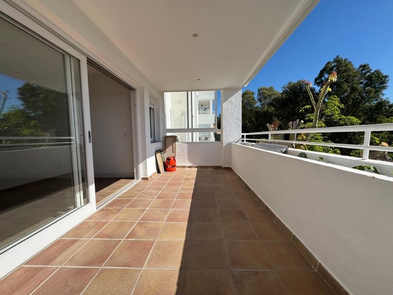 Apartment for Sale in Atalaya, Malaga 4