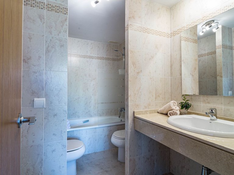 Apartment for Sale in Selwo, Malaga 23
