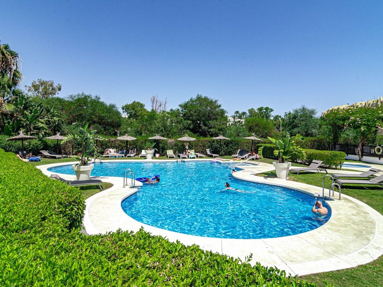 Apartment for Sale in Selwo, Malaga 28