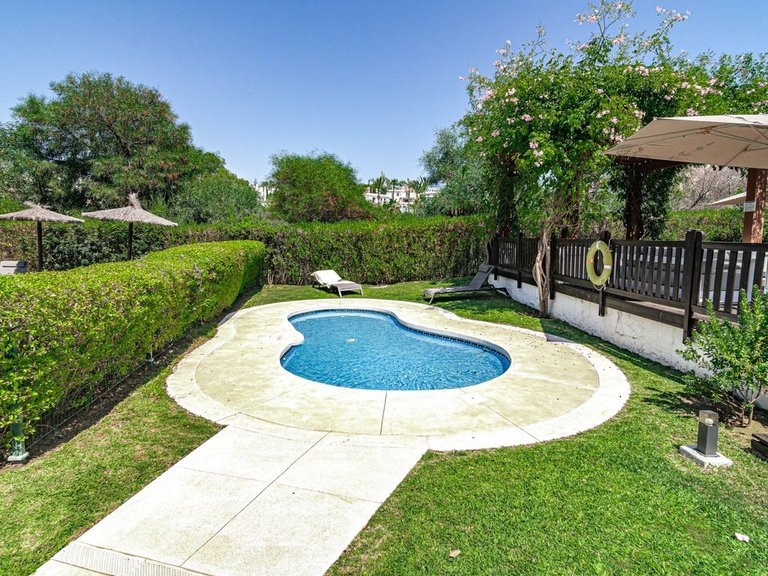 Apartment for Sale in Selwo, Malaga 31