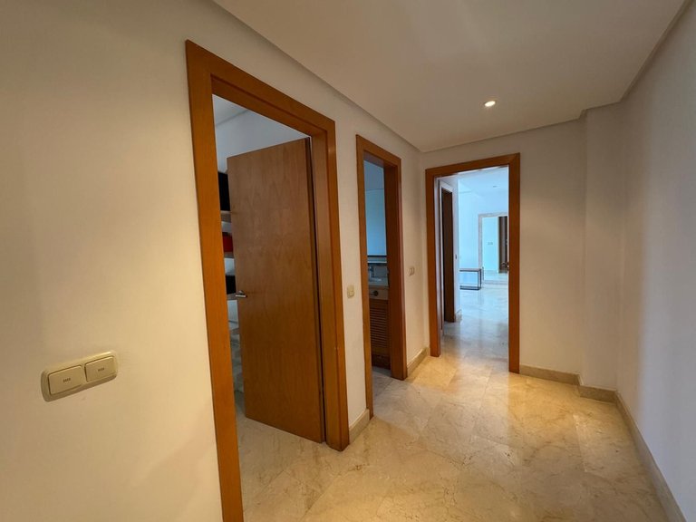 Apartment for Sale in Puerto Banús, Malaga 12