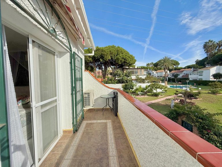 Villa for Sale in Calahonda, Malaga 14