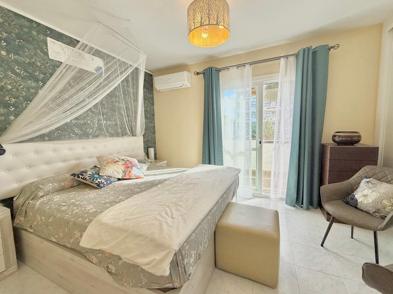 Villa for Sale in Calahonda, Malaga 17