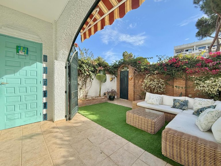 Villa for Sale in Calahonda, Malaga 2