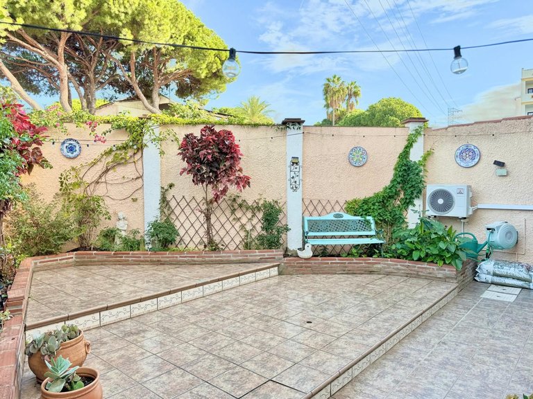 Villa for Sale in Calahonda, Malaga 33