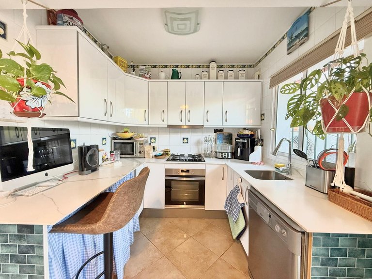 Villa for Sale in Calahonda, Malaga 5