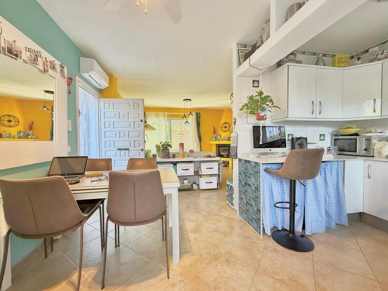 Villa for Sale in Calahonda, Malaga 6