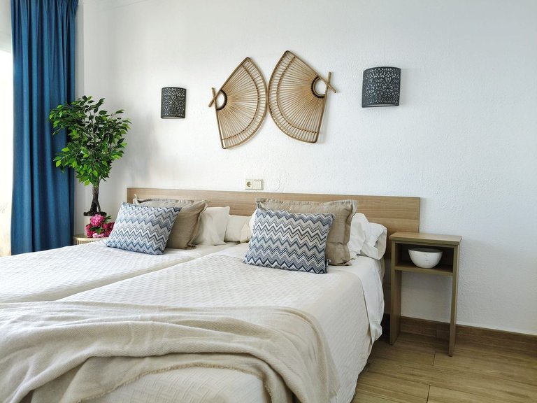 Apartment for Sale in Fuengirola, Malaga 18