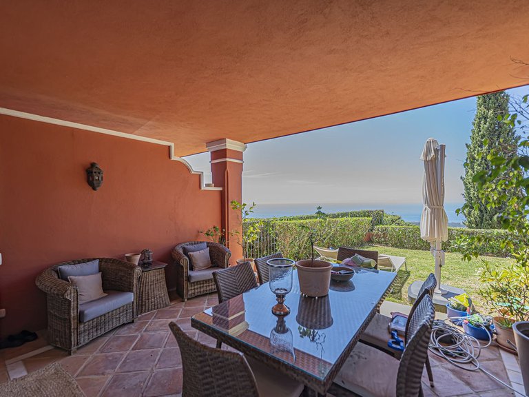 Apartment for Sale in La Mairena, Malaga 1
