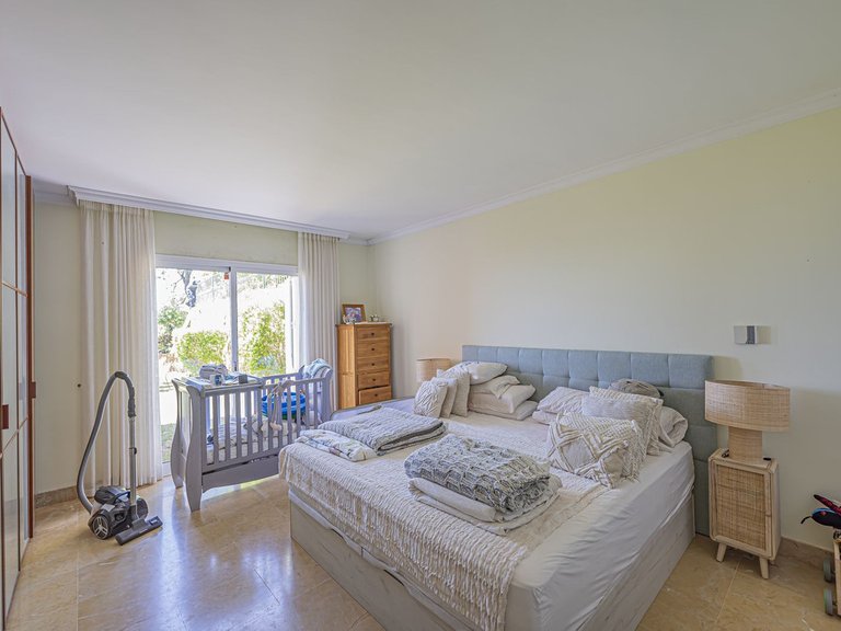 Apartment for Sale in La Mairena, Malaga 11