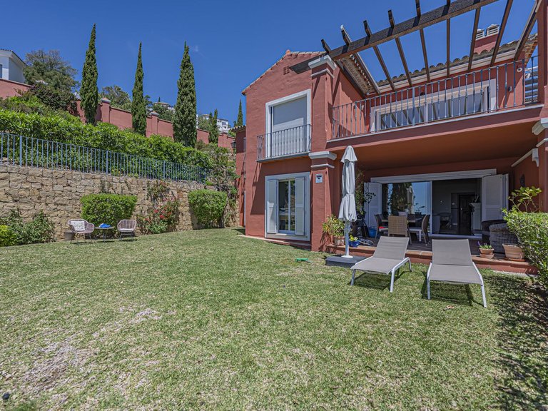 Apartment for Sale in La Mairena, Malaga 2