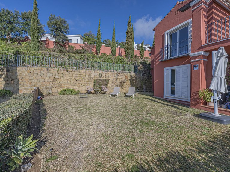 Apartment for Sale in La Mairena, Malaga 32