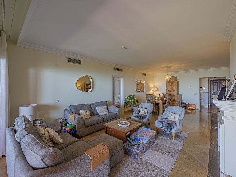 Apartment for Sale in La Mairena, Malaga 8