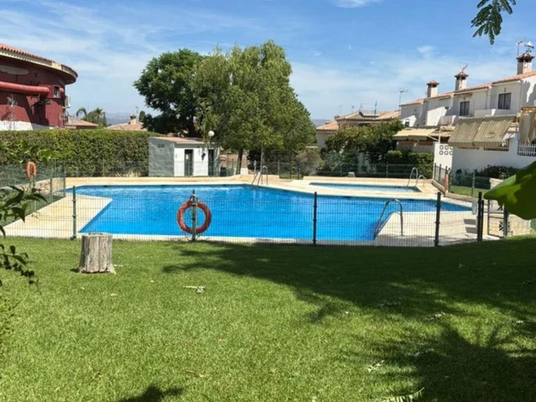 Villa for Sale in Alhaurín De La Torre, Malaga 1