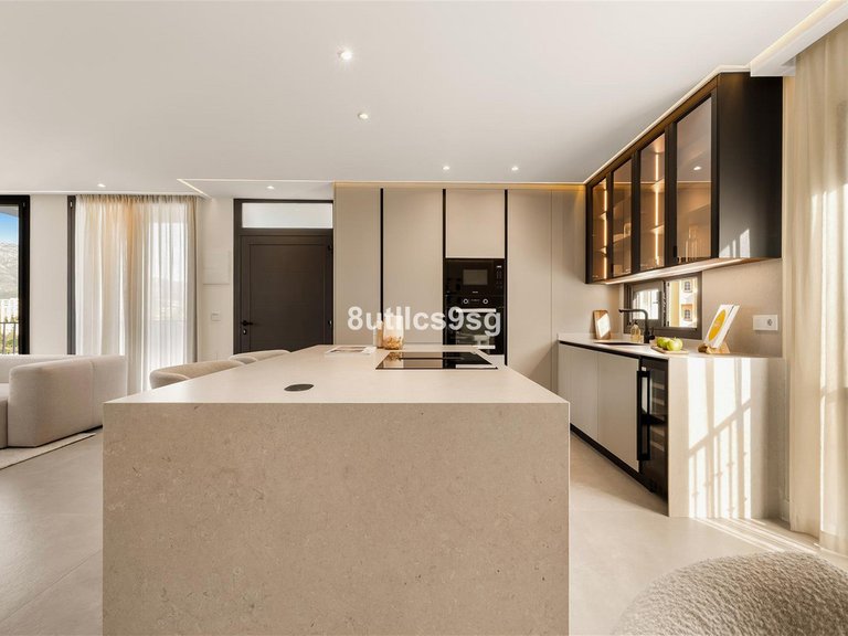Apartment for Sale in Puerto Banús, Malaga 10