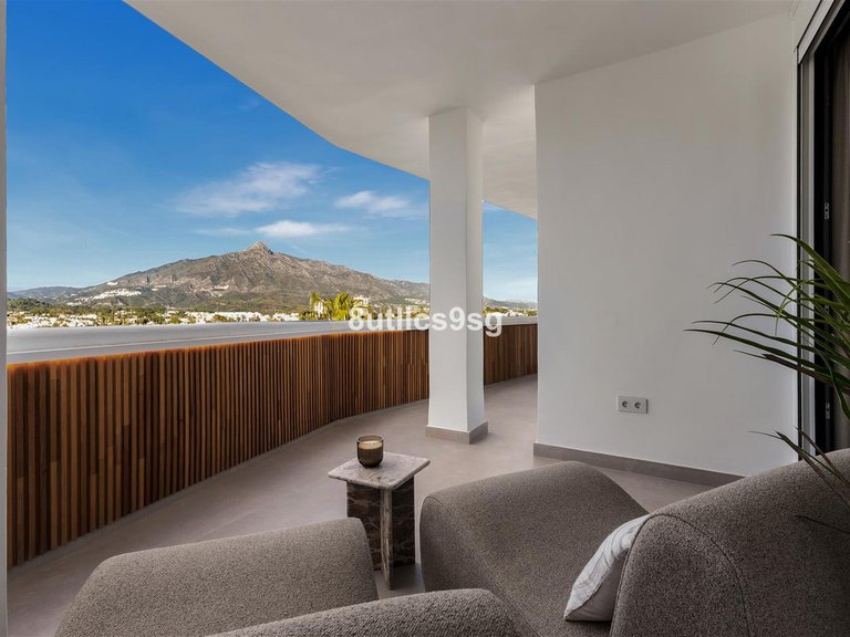 Apartment for Sale in Puerto Banús, Malaga 14
