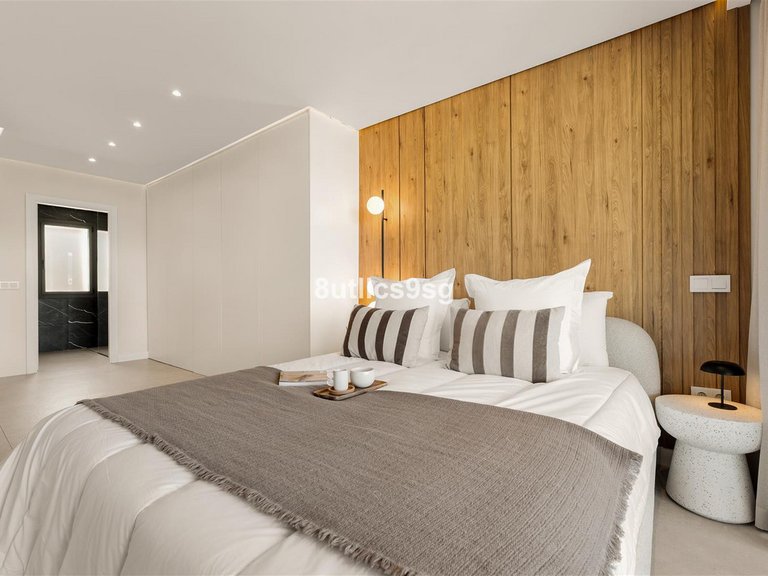 Apartment for Sale in Puerto Banús, Malaga 22