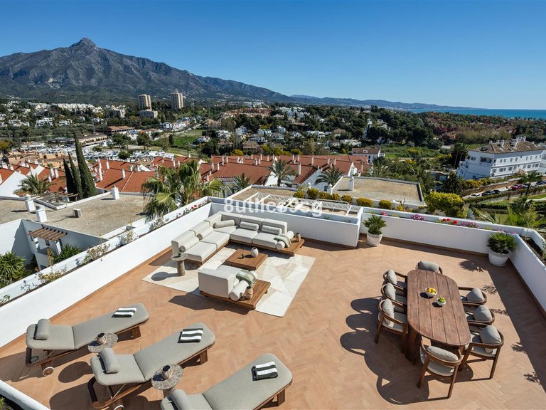 Apartment for Sale in Puerto Banús, Malaga 24