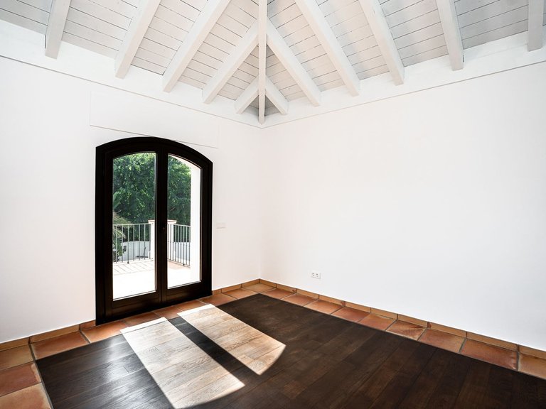 Villa for Sale in Guadalmina Baja, Malaga 30