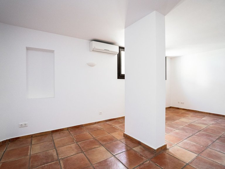 Villa for Sale in Guadalmina Baja, Malaga 40