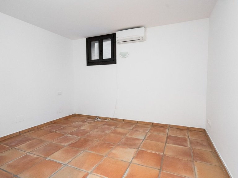 Villa for Sale in Guadalmina Baja, Malaga 43