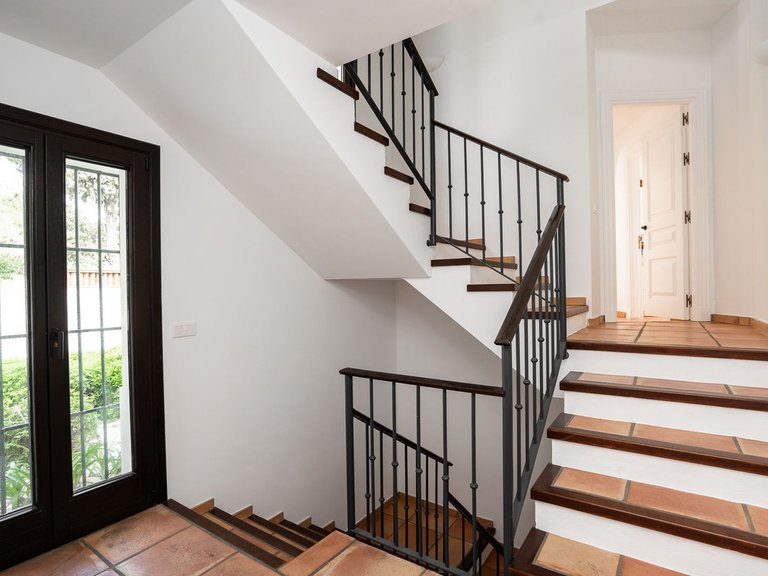 Villa for Sale in Guadalmina Baja, Malaga 47