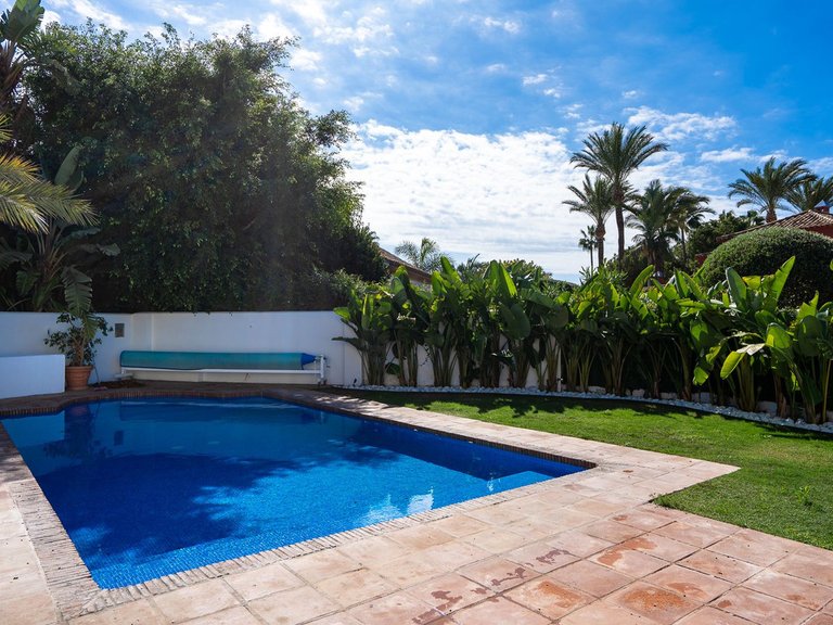 Villa for Sale in Guadalmina Baja, Malaga 49