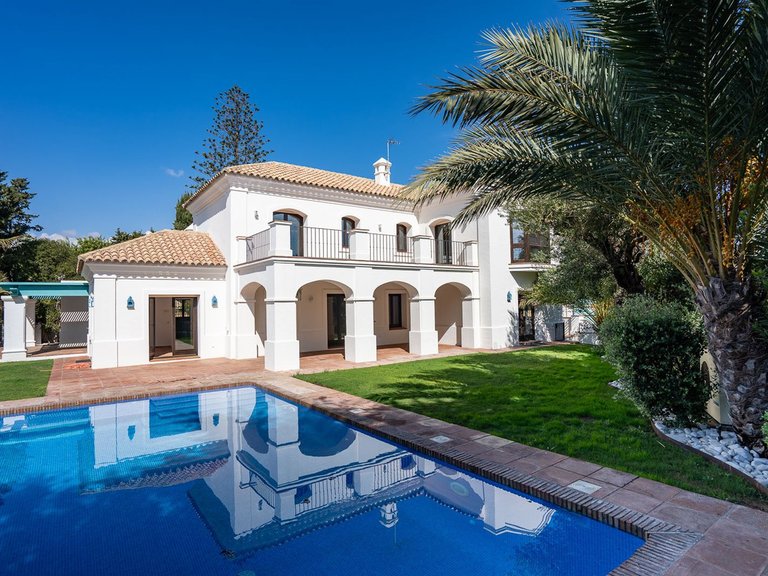 Villa for Sale in Guadalmina Baja, Malaga 51