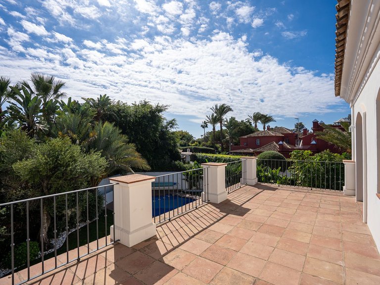 Villa for Sale in Guadalmina Baja, Malaga 56