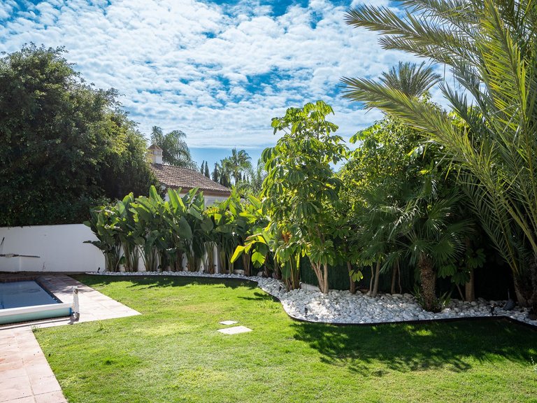 Villa for Sale in Guadalmina Baja, Malaga 57