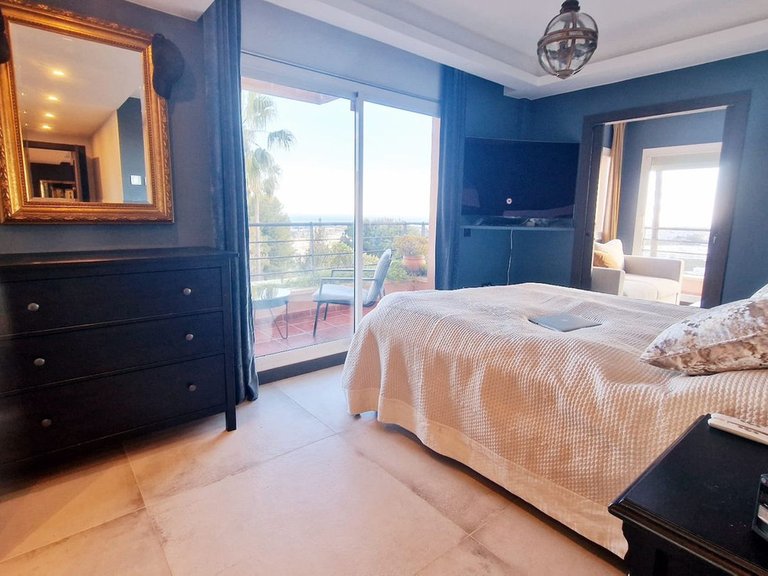 Apartment for Sale in Marbella, Malaga 11