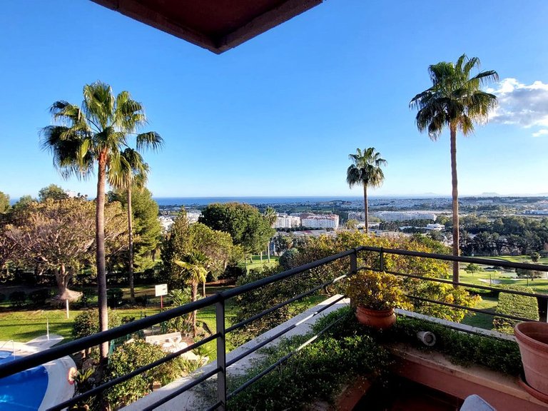 Apartment for Sale in Marbella, Malaga 23