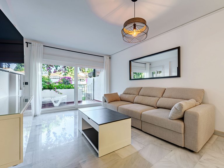 Apartment for Sale in Sierra Blanca, Malaga 4