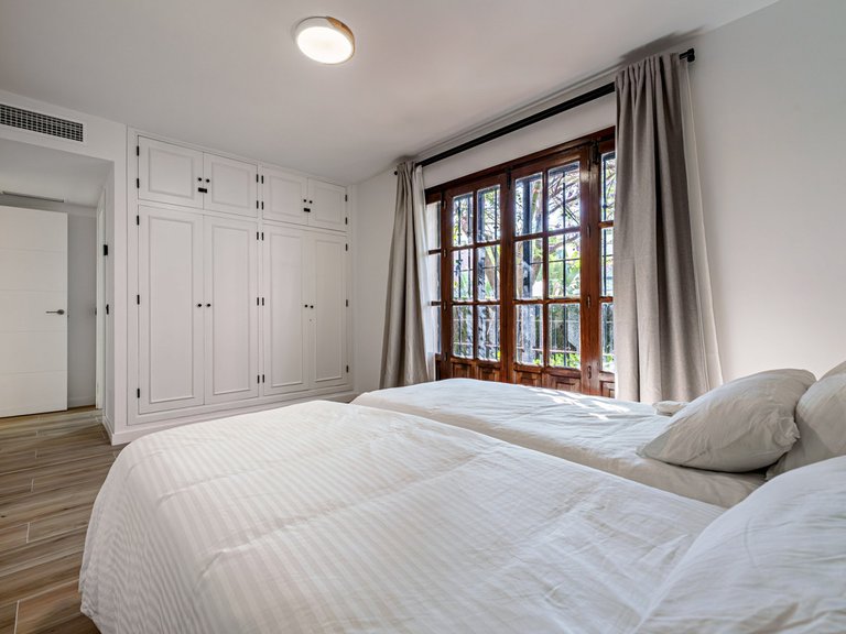 Apartment for Sale in Sierra Blanca, Malaga 9