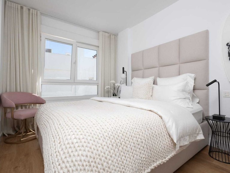Villa for Sale in Calahonda, Malaga 8