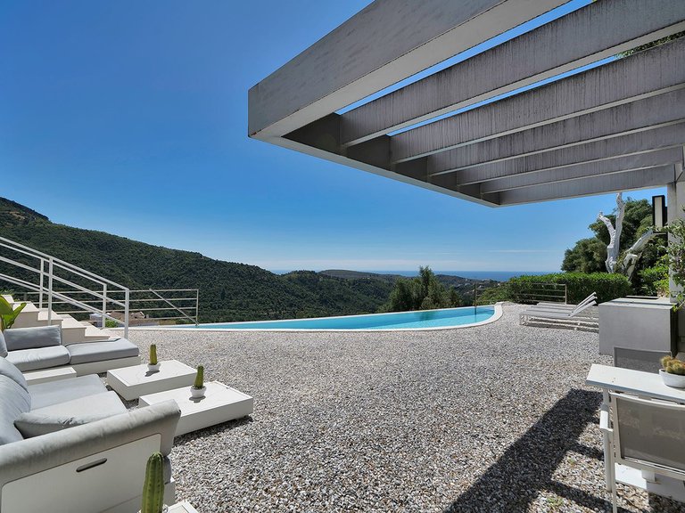 Villa for Sale in Benahavís, Malaga 24