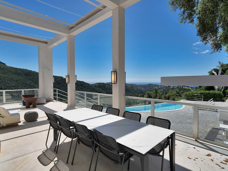 Villa for Sale in Benahavís, Malaga 3
