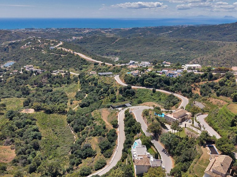 Villa for Sale in Benahavís, Malaga 39
