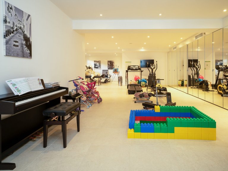 Villa for Sale in Benahavís, Malaga 15