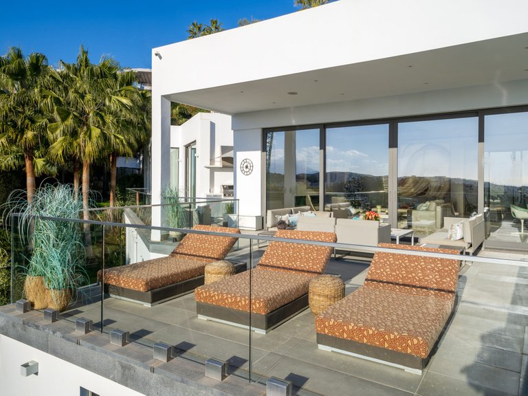 Villa for Sale in Benahavís, Malaga 2