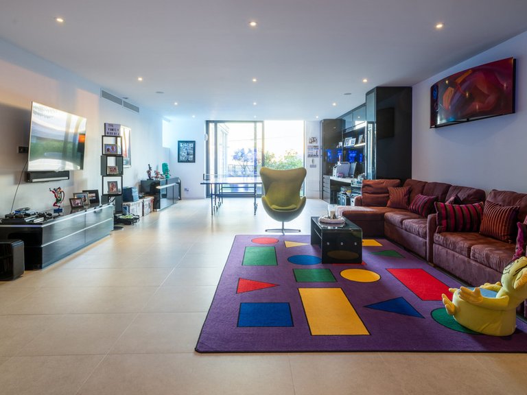 Villa for Sale in Benahavís, Malaga 3